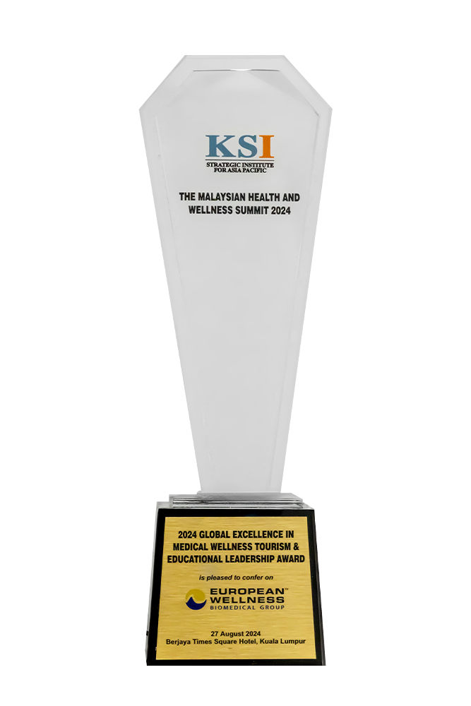 Brandlaureate-Trophy-2024-2025_EW copy